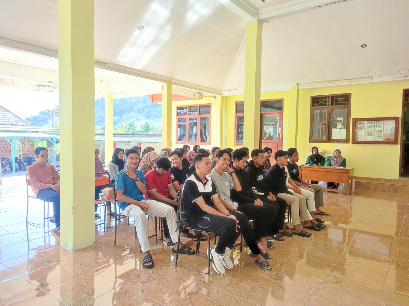 Pembinaan Karang Taruna Desa Kemang